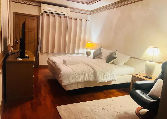 Baan Bangrak Hostel Bangkok