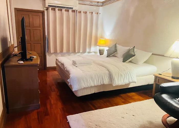 Baan Bangrak Bangkok